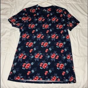 Floral print tee shirt